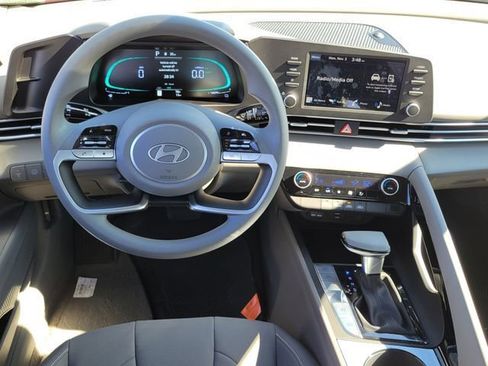 New 2026 Hyundai Elantra Blue image 4