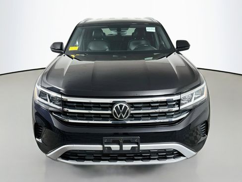 Used 2020 Volkswagen Atlas Cross Sport SE AWD/4WD image 2