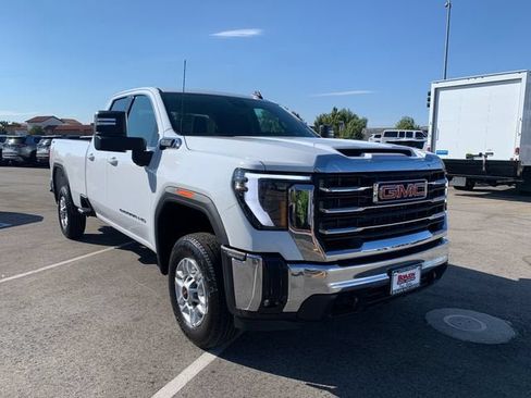 New 2026 GMC Sierra 2500 SLE w/ SLE Convenience Package AWD/4WD image 4