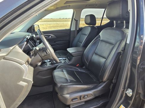 Used 2019 Chevrolet Traverse Premier w/ Driver Confidence II Package image 13