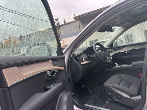 New 2026 Volvo XC90 B5 Core w/ Protection Package Premier image 21