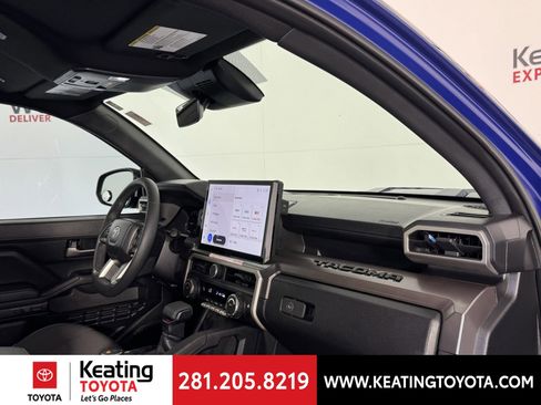 Certified 2025 Toyota Tacoma TRD Sport image 23