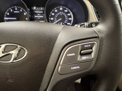 Used 2017 Hyundai Santa Fe Sport image 28