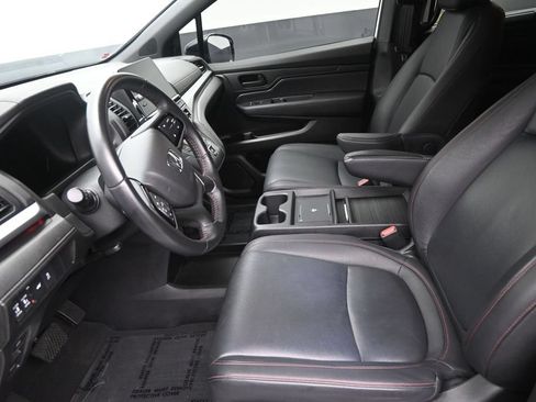 Used 2026 Honda Odyssey Sport-L image 11