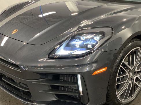 New 2026 Porsche Panamera 4 AWD/4WD image 32