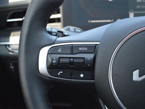 Used 2025 Kia K5 GT-Line image 32