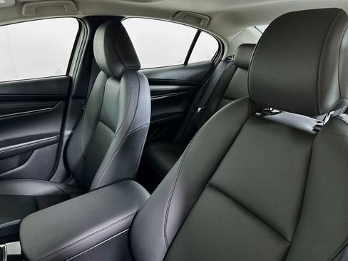 Used 2025 MAZDA MAZDA3 s image 8