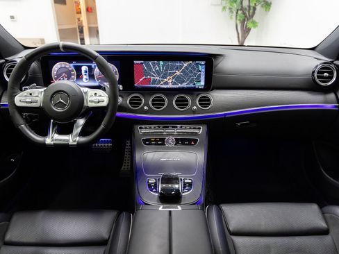Used 2019 Mercedes-Benz E 63 AMG S image 5