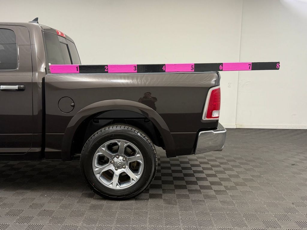 Used 2017 RAM 1500 Laramie w/ Convenience Group AWD/4WD image 24