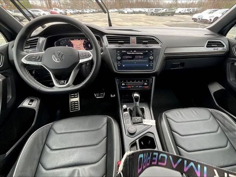 Used 2023 Volkswagen Tiguan SEL R-Line image 21