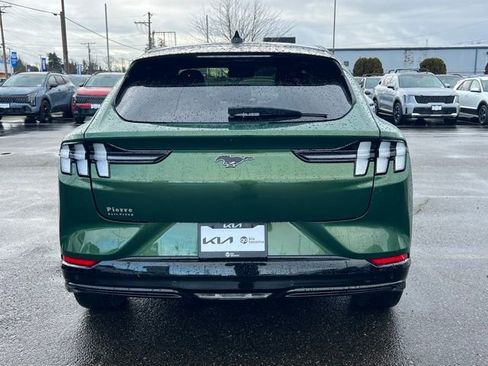 Used 2024 Ford Mustang Mach-E Premium image 8