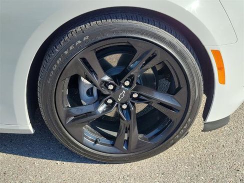 Used 2024 Chevrolet Camaro LT w/ RS Package image 7