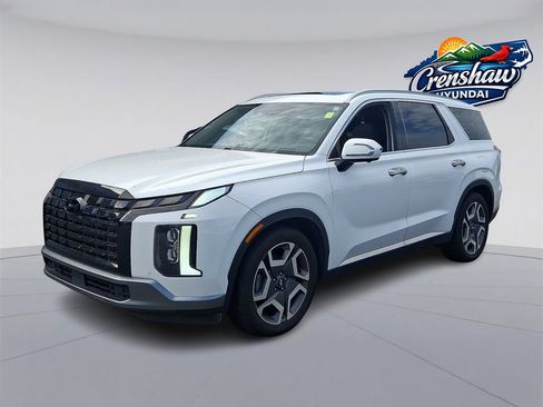 Used 2024 Hyundai Palisade Limited AWD/4WD image 3