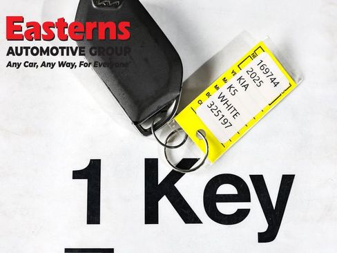 Used 2025 Kia K5 LXS image 25