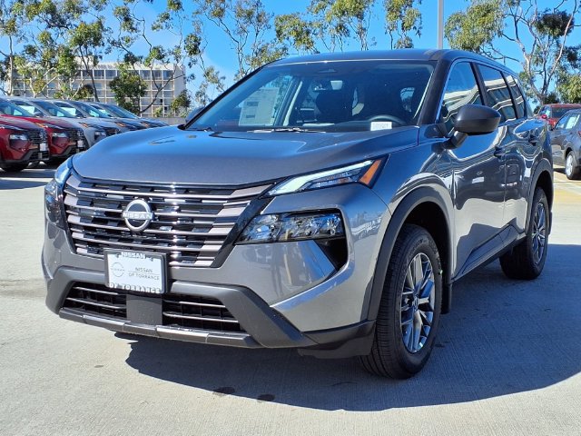 New 2026 Nissan Rogue S FWD image 3