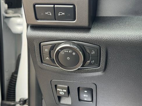 Used 2016 Ford F150 XLT w/ Equipment Group 302A Luxury image 22