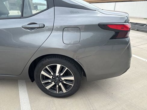 Used 2024 Nissan Versa SV FWD image 3