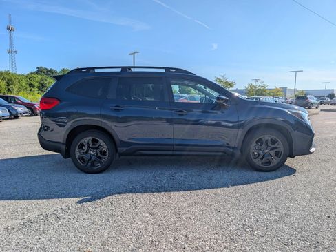 Used 2024 Subaru Ascent Onyx Edition AWD/4WD image 9