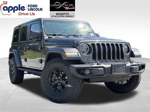 Used 2018 Jeep Wrangler Unlimited Sahara w/ Quick Order Package 24M Moab AWD/4WD image 1