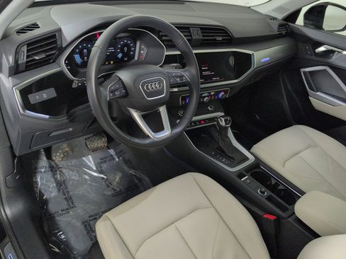 Used 2024 Audi Q3 2.0T Premium Plus image 10