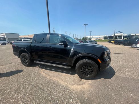 Used 2024 Ford Ranger Lariat w/ FX4 Off-Road Package AWD/4WD image 3