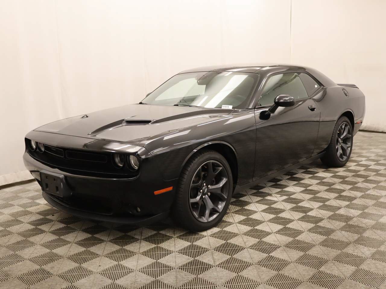 Used 2020 Dodge Challenger SXT w/ Blacktop Package RWD image 1