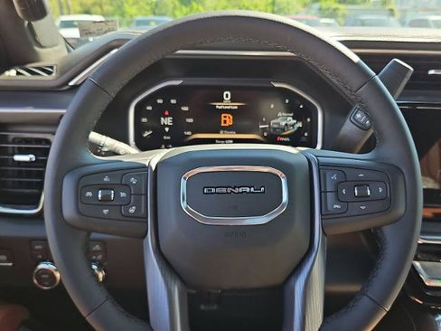 New 2026 GMC Sierra 2500 Denali Ultimate AWD/4WD image 17