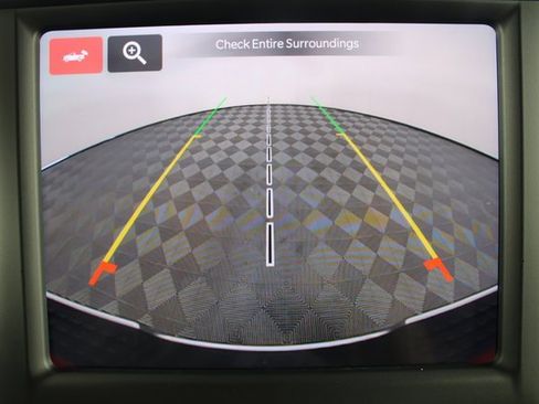 Used 2024 RAM 2500 Big Horn w/ Bed Utility Group image 3