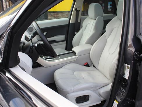 Used 2012 Land Rover Range Rover Evoque Pure Plus AWD/4WD image 12