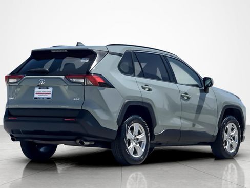 Certified 2020 Toyota RAV4 XLE FWD image 5