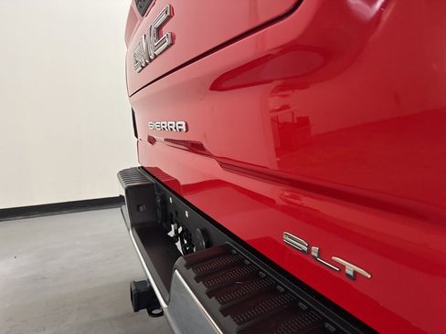 Used 2019 GMC Sierra 1500 SLT image 12