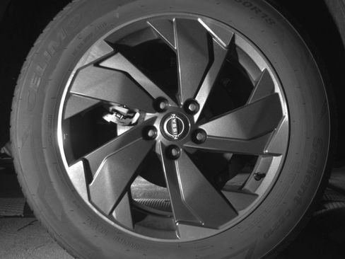 Used 2025 Nissan Rogue SV AWD/4WD image 18