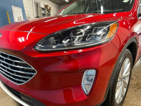 Used 2022 Ford Escape Titanium w/ Titanium Elite Package AWD/4WD image 6