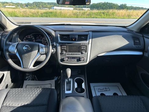 Used 2017 Nissan Altima 2.5 SV FWD image 13