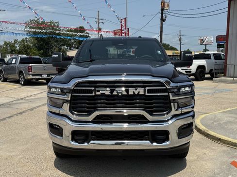 Used 2026 RAM 2500 Big Horn AWD/4WD image 2