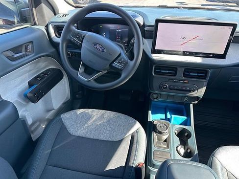 New 2025 Ford Maverick XLT image 15