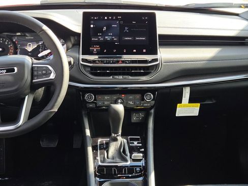 New 2026 Jeep Compass Limited image 20