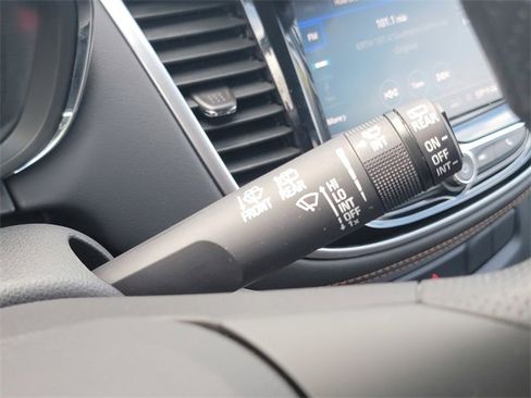 Certified 2022 Chevrolet Trax LS w/ Tint and Cruise Package image 34