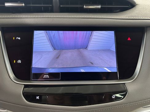 Certified 2023 Cadillac XT5 Premium Luxury image 18