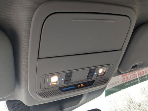 Used 2023 Ford Explorer XLT w/ Equipment Group 202A image 20