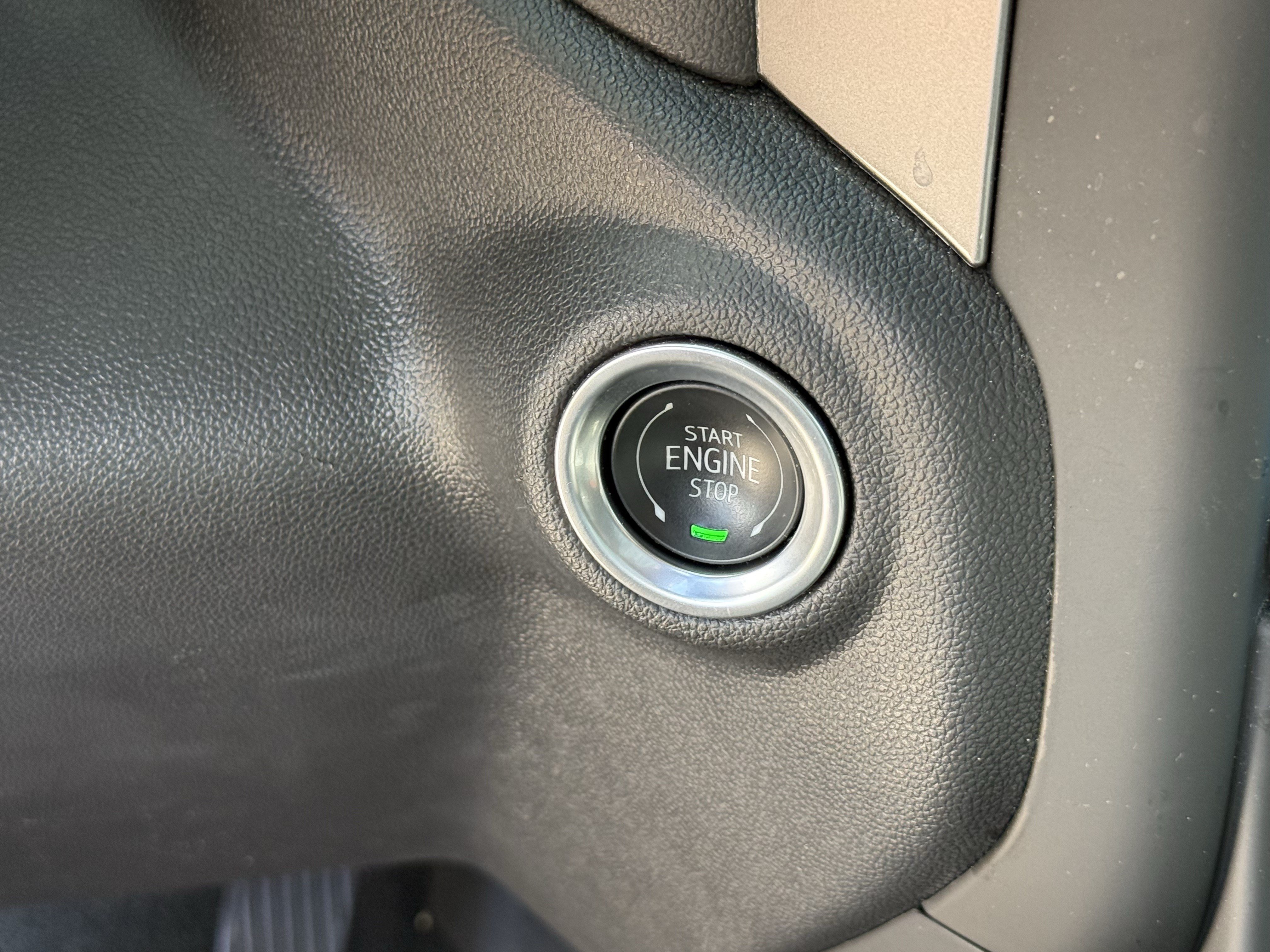 Used 2024 Chevrolet Silverado 1500 Custom RWD image 23