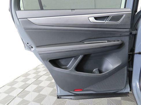 Certified 2024 Volkswagen Atlas Cross Sport SE image 24