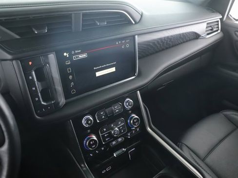 Used 2023 GMC Yukon Denali image 29
