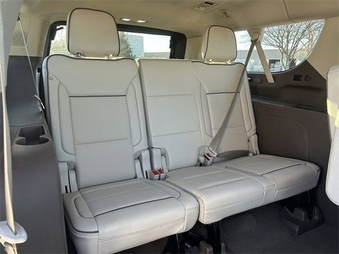 Used 2023 GMC Yukon XL Denali image 33