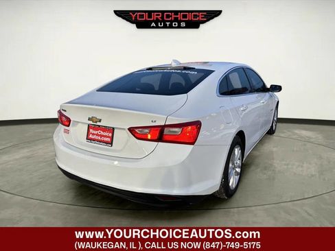 Used 2017 Chevrolet Malibu LT image 5