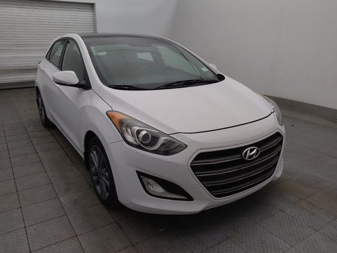 Used 2016 Hyundai Elantra GT w/ Option Group 03 FWD image 13