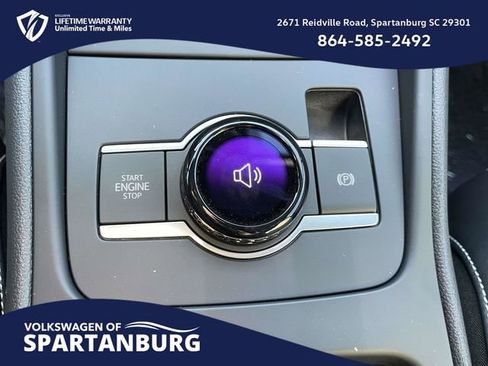 New 2026 Volkswagen Tiguan SE R-Line image 23