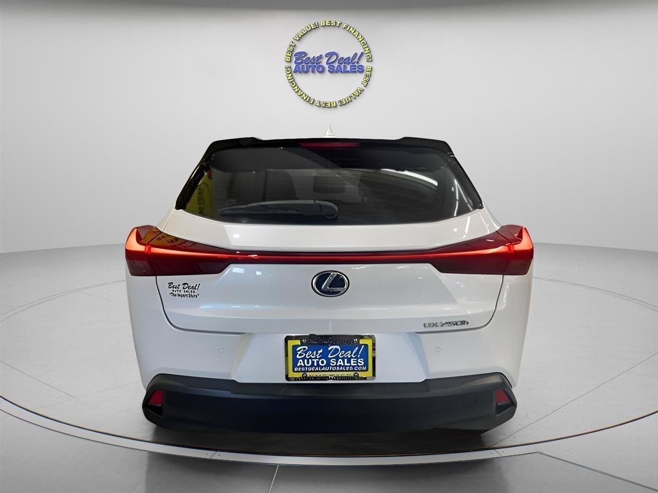 Used 2019 Lexus UX 250h w/ Premium Package AWD/4WD image 3