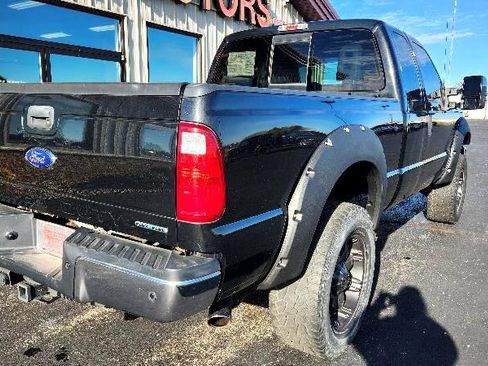 Used 2015 Ford F250 XLT w/ XLT Premium Package image 5