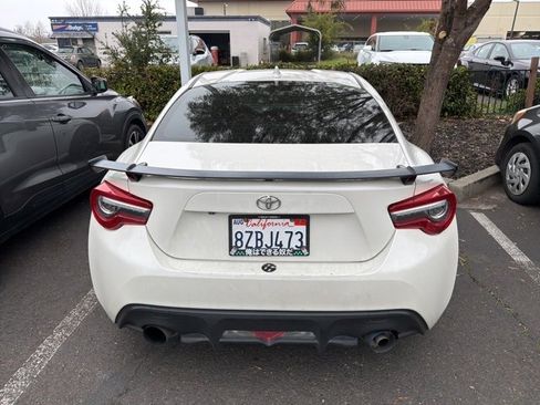 Used 2017 Toyota 86 860 Special Edition image 6